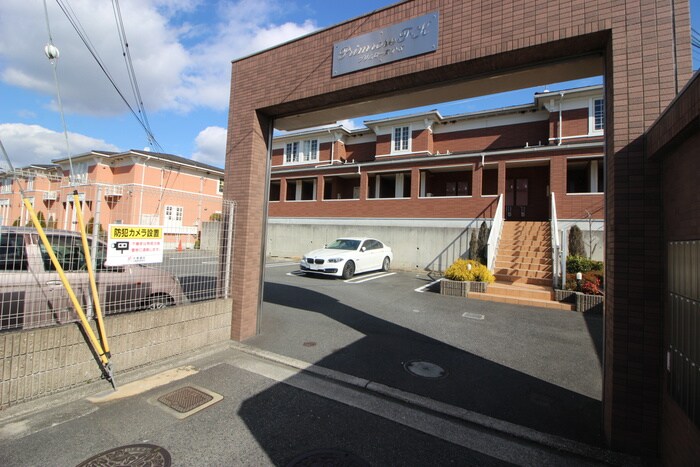 プリムロ－ズＴ・Ｋ　Ｂの物件外観写真