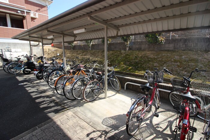 プリムロ－ズＴ・Ｋ　Ｂの物件外観写真