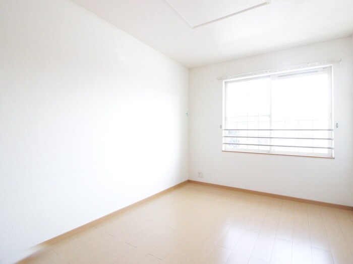 プリムロ－ズＴ・Ｋ　Ｂの物件内観写真