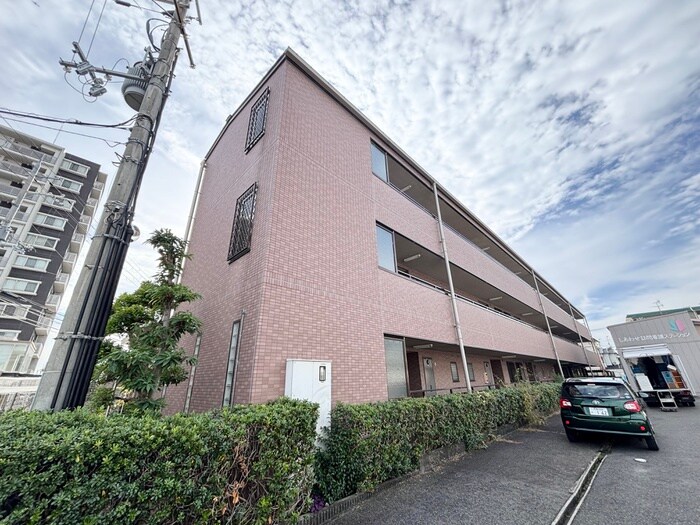 グランドール八光の物件外観写真