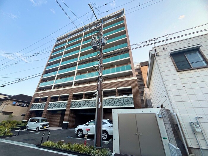 セイワパレス美章園駅前の物件外観写真