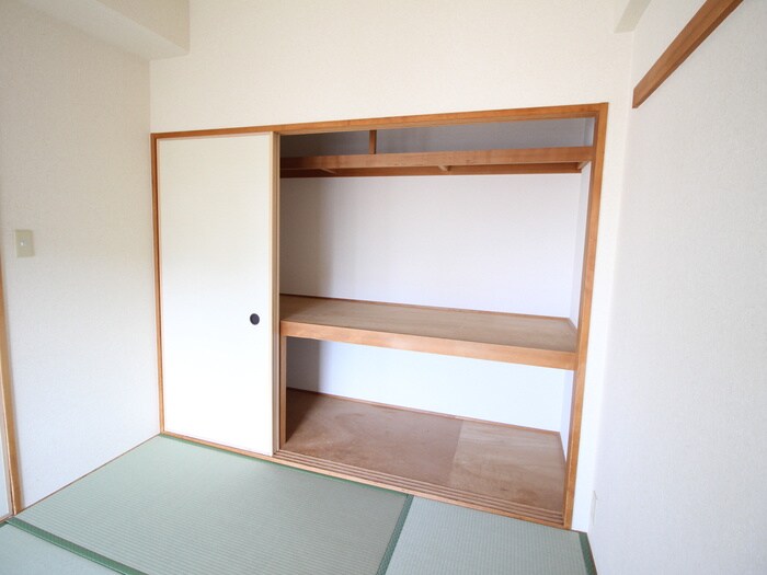 フルラーレの物件内観写真