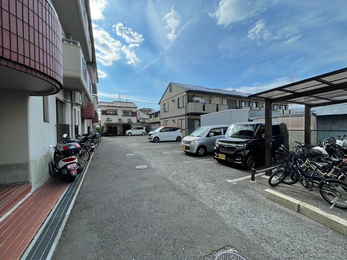 コーポ北花田の物件外観写真