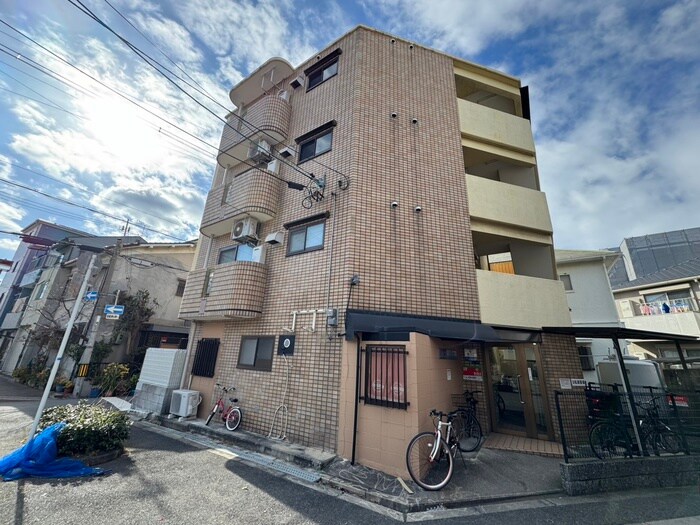 シルクル－ム３番館の物件外観写真