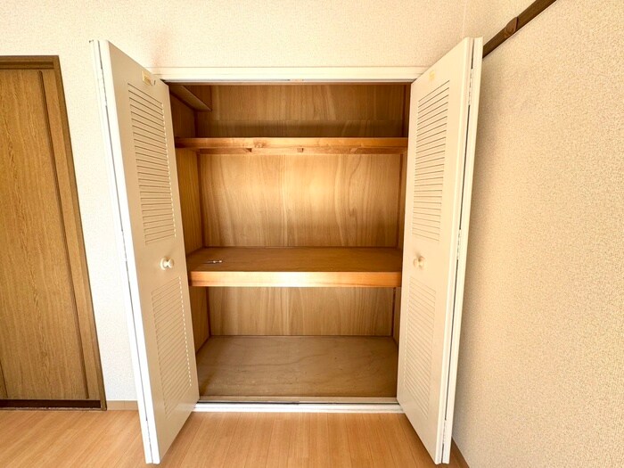 ロジュマン鶴見の物件内観写真