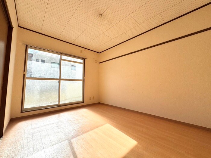 ロジュマン鶴見の物件内観写真