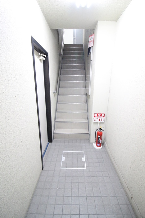 ロイクラトン四条の物件外観写真