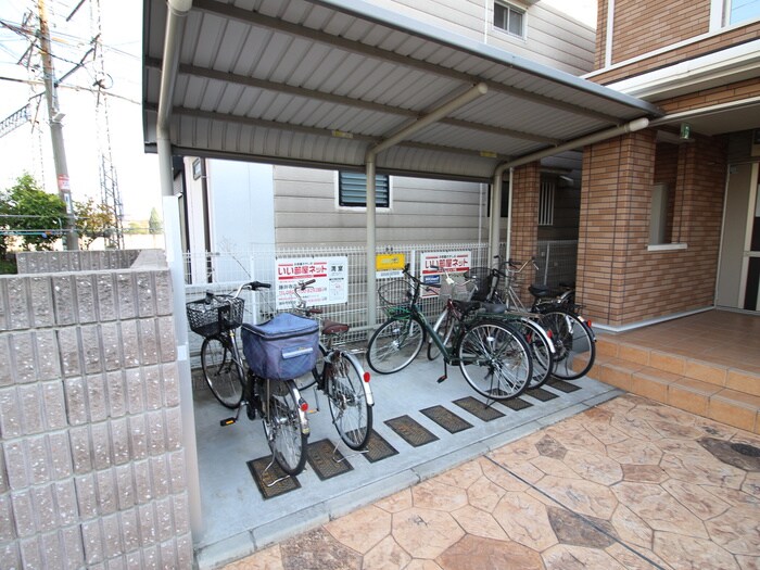 ディア・コートの物件外観写真