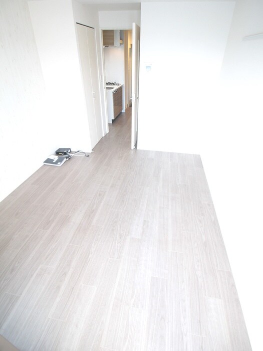 ﾌﾟﾚｻﾝｽ淡路駅前（402）の物件内観写真