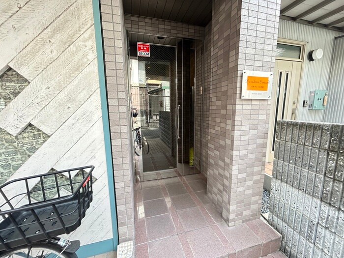 パサディーナ円町の物件外観写真