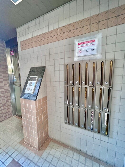 エスティライフ武庫之荘の物件外観写真