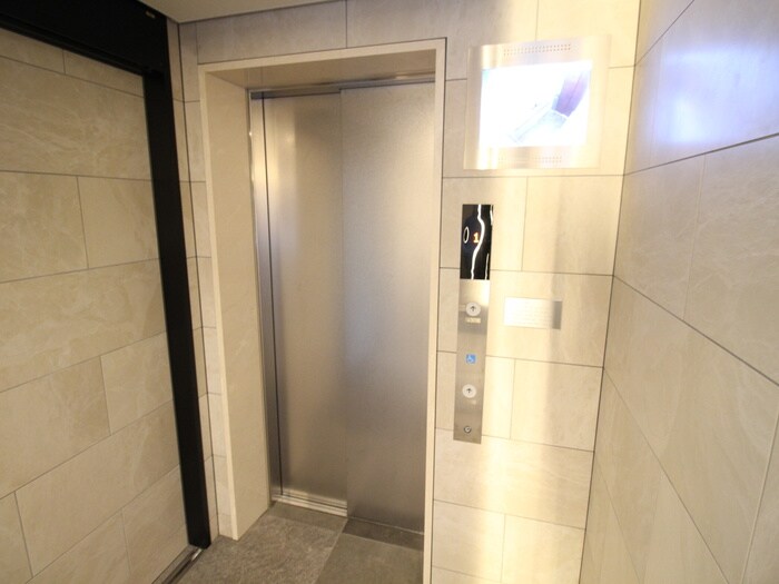 ﾌﾟﾚｻﾝｽﾛｼﾞｪ京都西大路(519)の物件外観写真