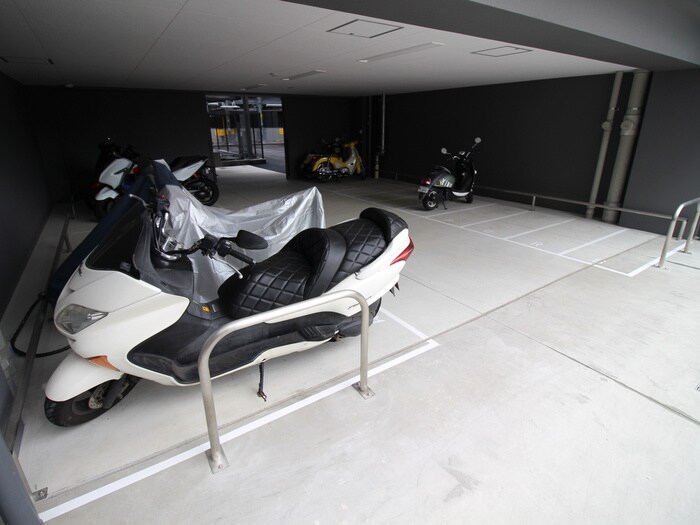 ﾌﾟﾚｻﾝｽﾛｼﾞｪ京都西大路(519)の物件外観写真