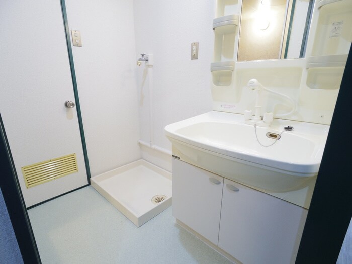 コーポラス太洋向島の物件内観写真