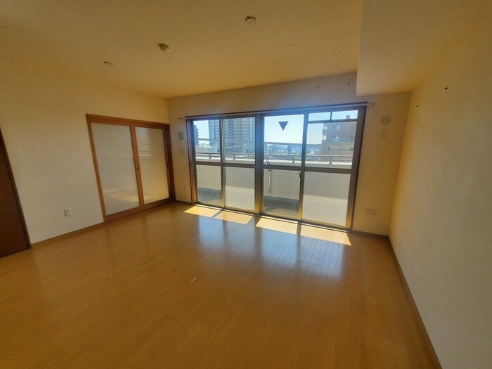 ヴェルジコリ－ナの物件内観写真