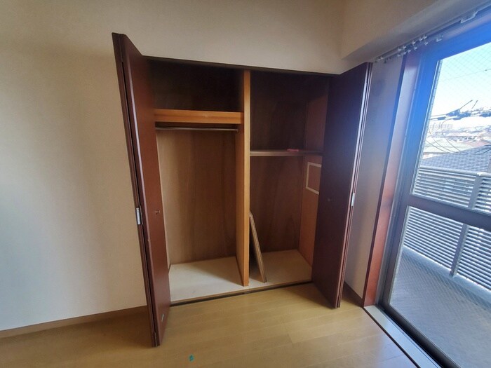 ヴェルジコリ－ナの物件内観写真