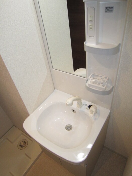 ラグゼ江戸堀の物件内観写真