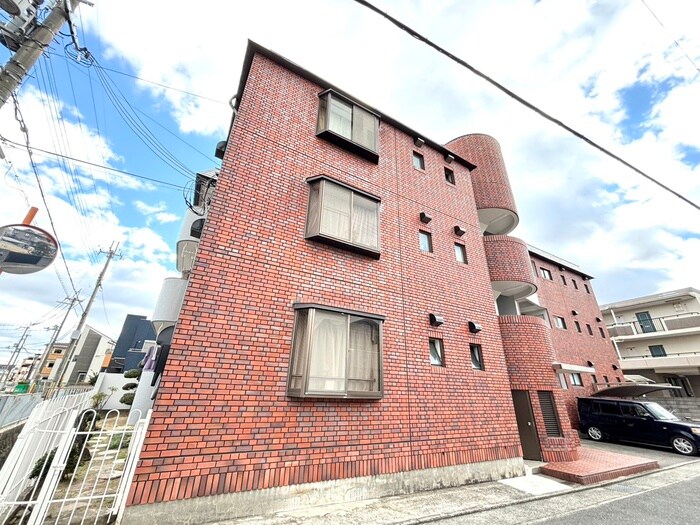 シャトー 日光園の物件外観写真