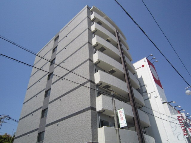 服部サークⅡの物件外観写真