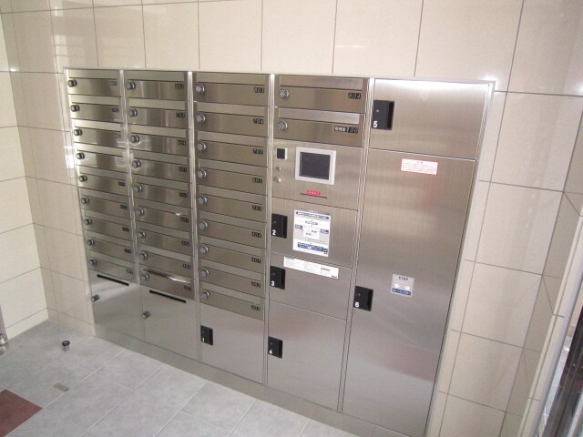 服部サークⅡの物件外観写真