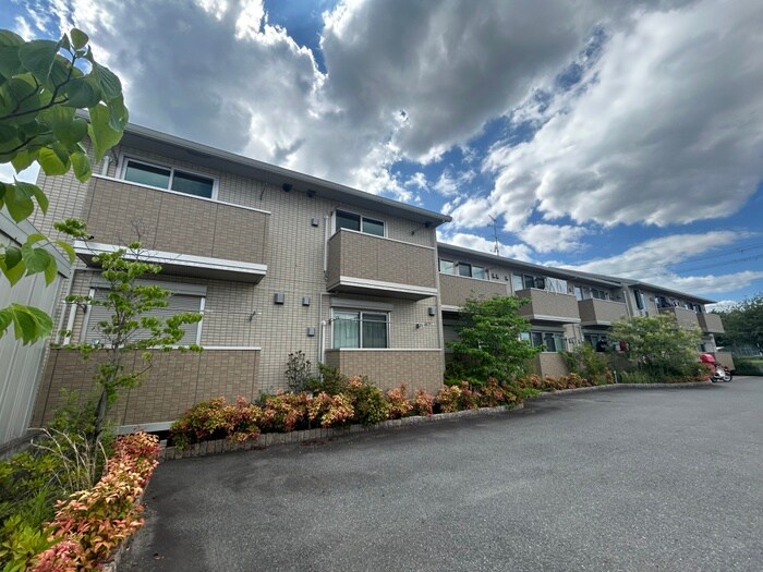 グランパルクの物件外観写真