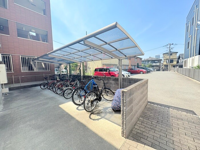 ウエスタンリバ－香里の物件外観写真