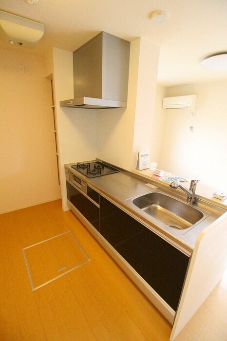 ウエスタンリバ－香里の物件内観写真