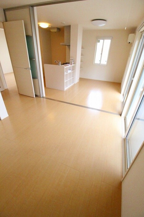 ウエスタンリバ－香里の物件内観写真