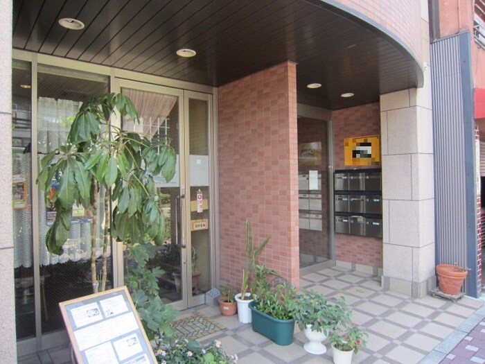 フロリアン中御門の物件外観写真