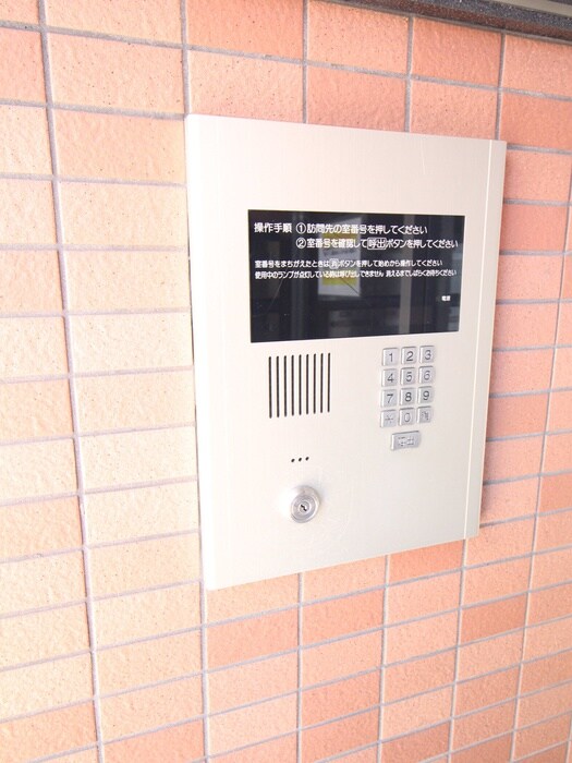 フロリアン中御門の物件外観写真