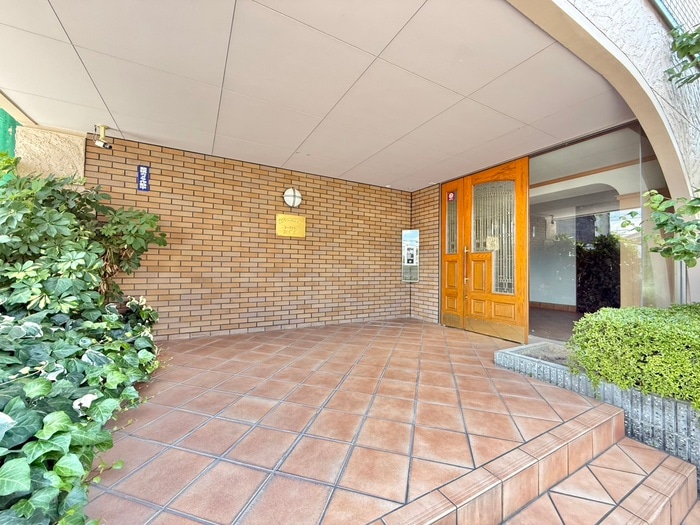 ルーミネス芦谷二番館の物件外観写真