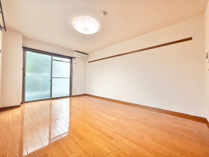 ルーミネス芦谷二番館の物件内観写真