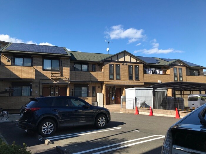 セジュール若葉台の物件外観写真