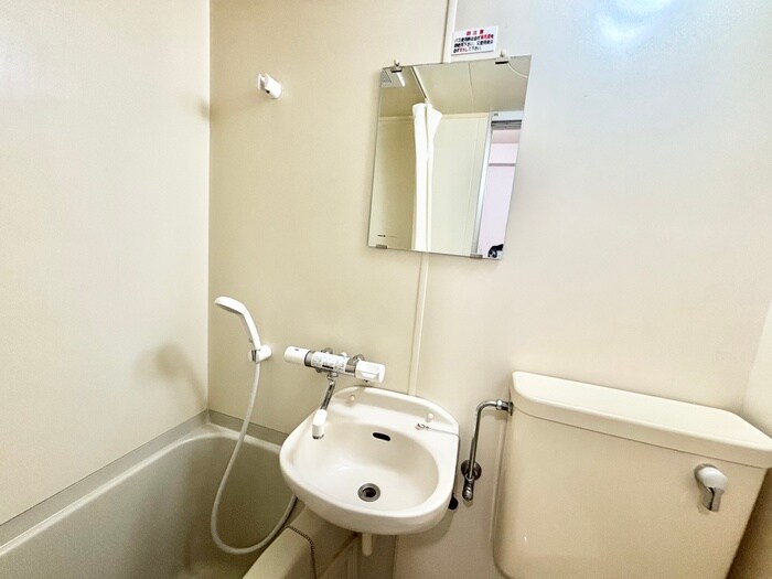 ベンベヌ－ト大西の物件内観写真