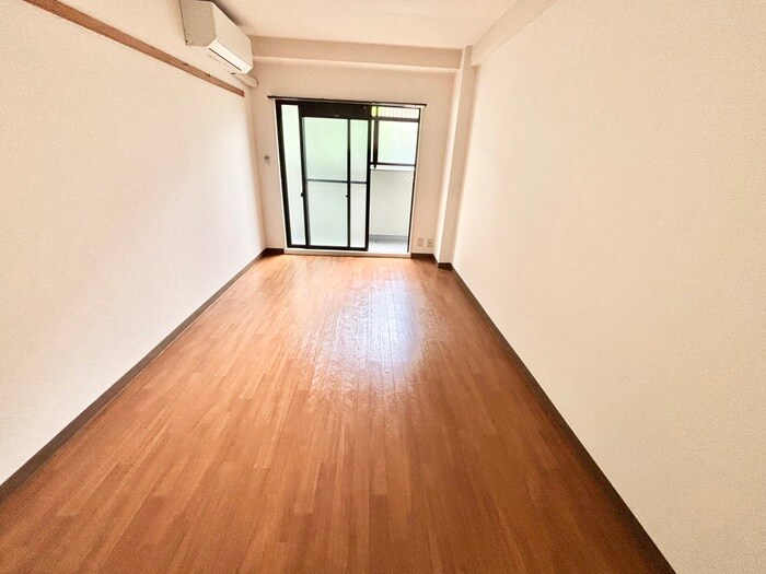 ベンベヌ－ト大西の物件内観写真