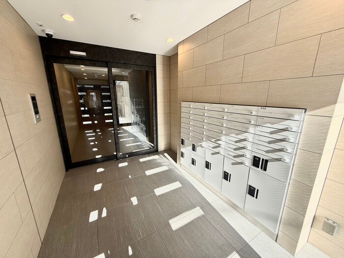 ART Tennoujiの物件外観写真