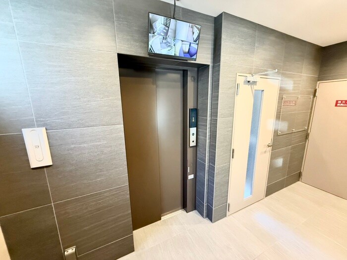 ART Tennoujiの物件外観写真