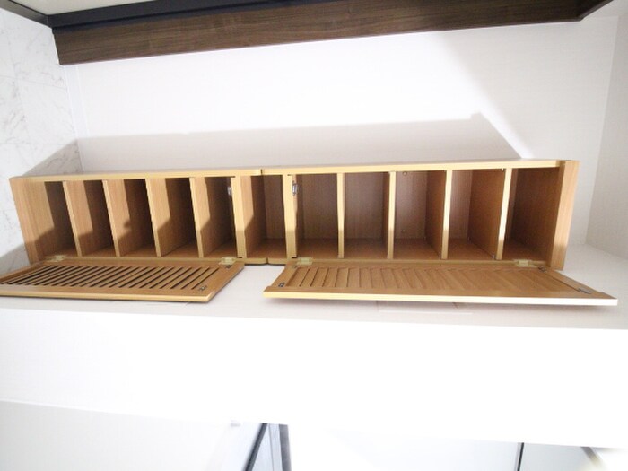 ヒルズ八尾本町の物件内観写真