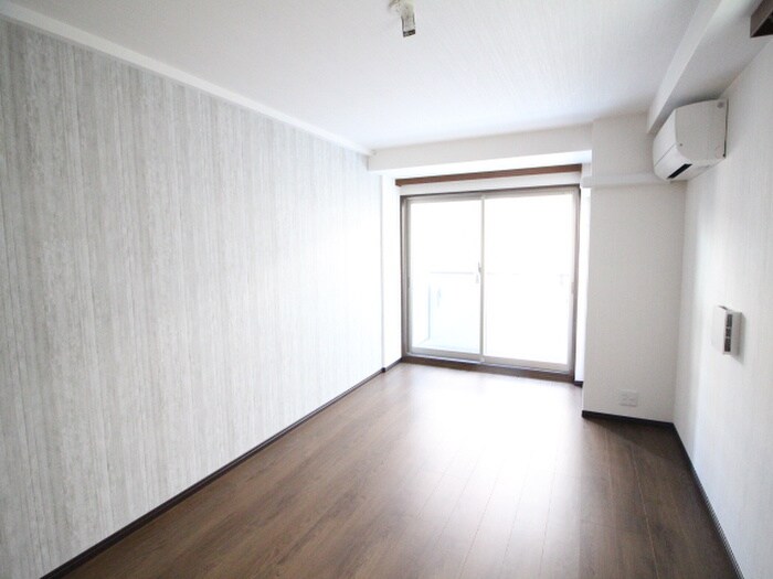 ヒルズ八尾本町の物件内観写真