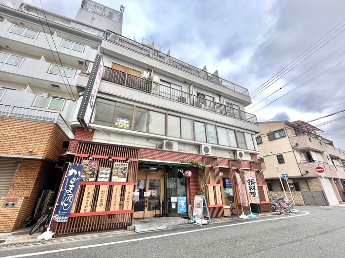 パレ西三荘の物件外観写真