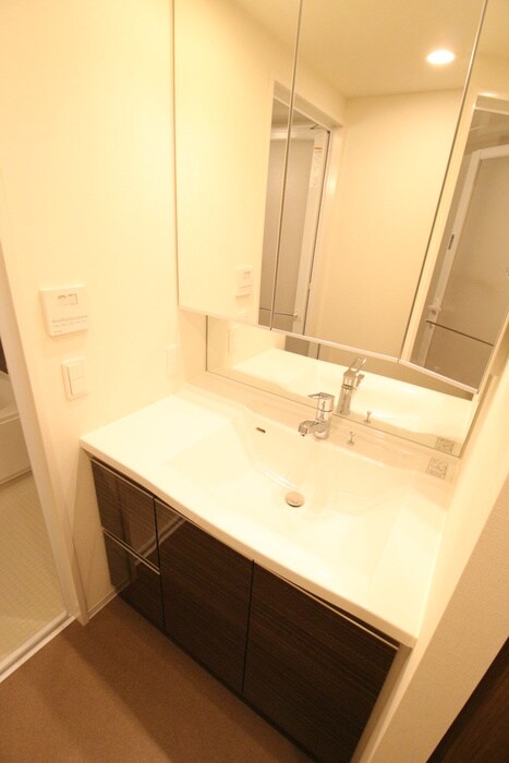 ｻﾞ・ﾊﾟｰｸﾊﾋﾞｵ天満橋の物件内観写真