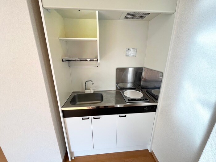 ミラクルセブン江坂の物件内観写真