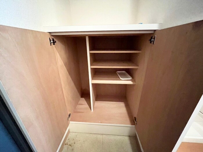 ミラクルセブン江坂の物件内観写真