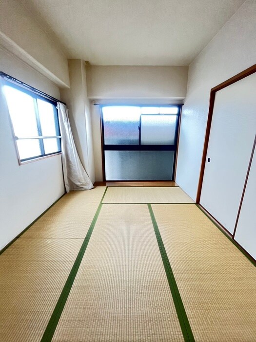 エスポールシバタの物件内観写真