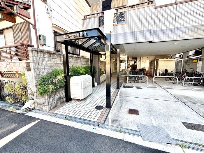 リバ－サイド鷹合の物件外観写真