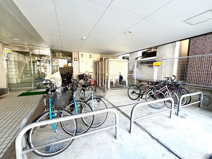 リバ－サイド鷹合の物件外観写真