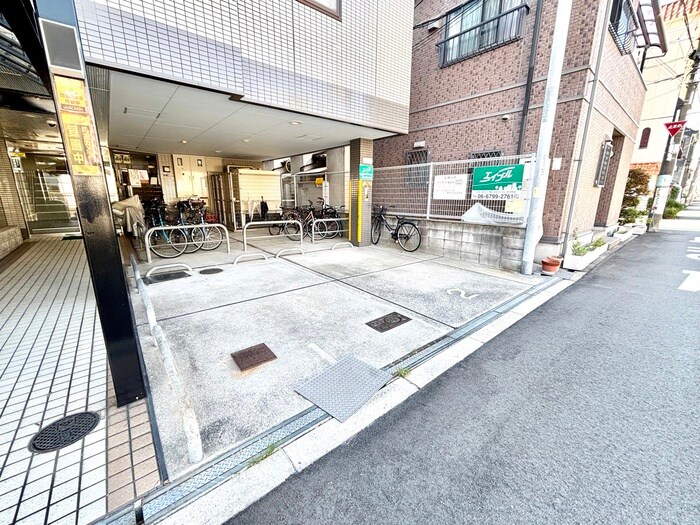 リバ－サイド鷹合の物件外観写真