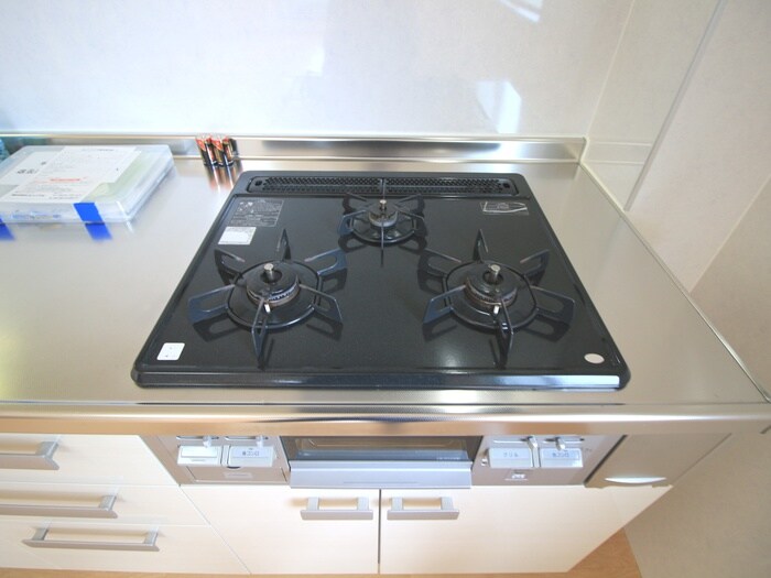 リバ－サイド鷹合の物件内観写真