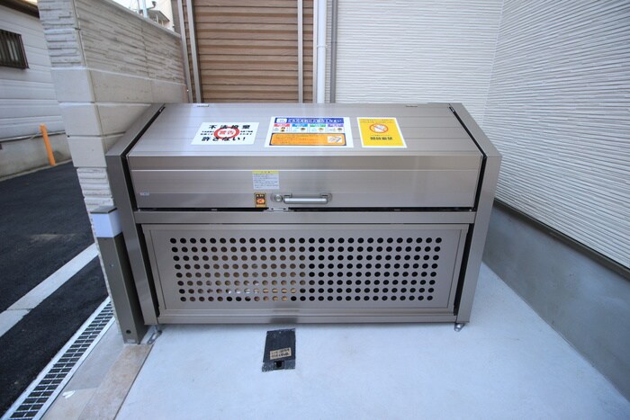 クリエオーレ鶴橋の物件外観写真