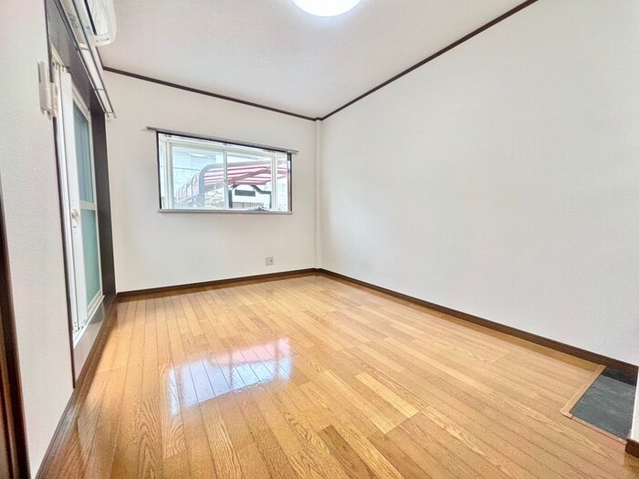 サンハイツ白鳥の物件内観写真